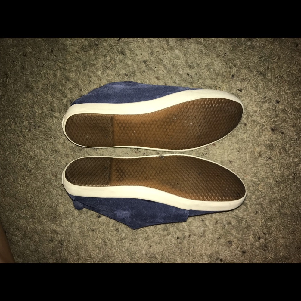 Vans - Picture 5 of 7
